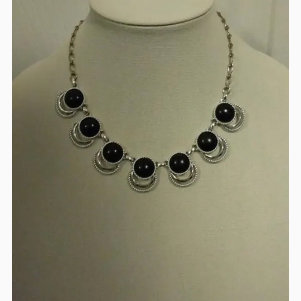 Mid-Century Sarah Coventry “Bold and Beautiful” Faux Black Onyx Silver Choker